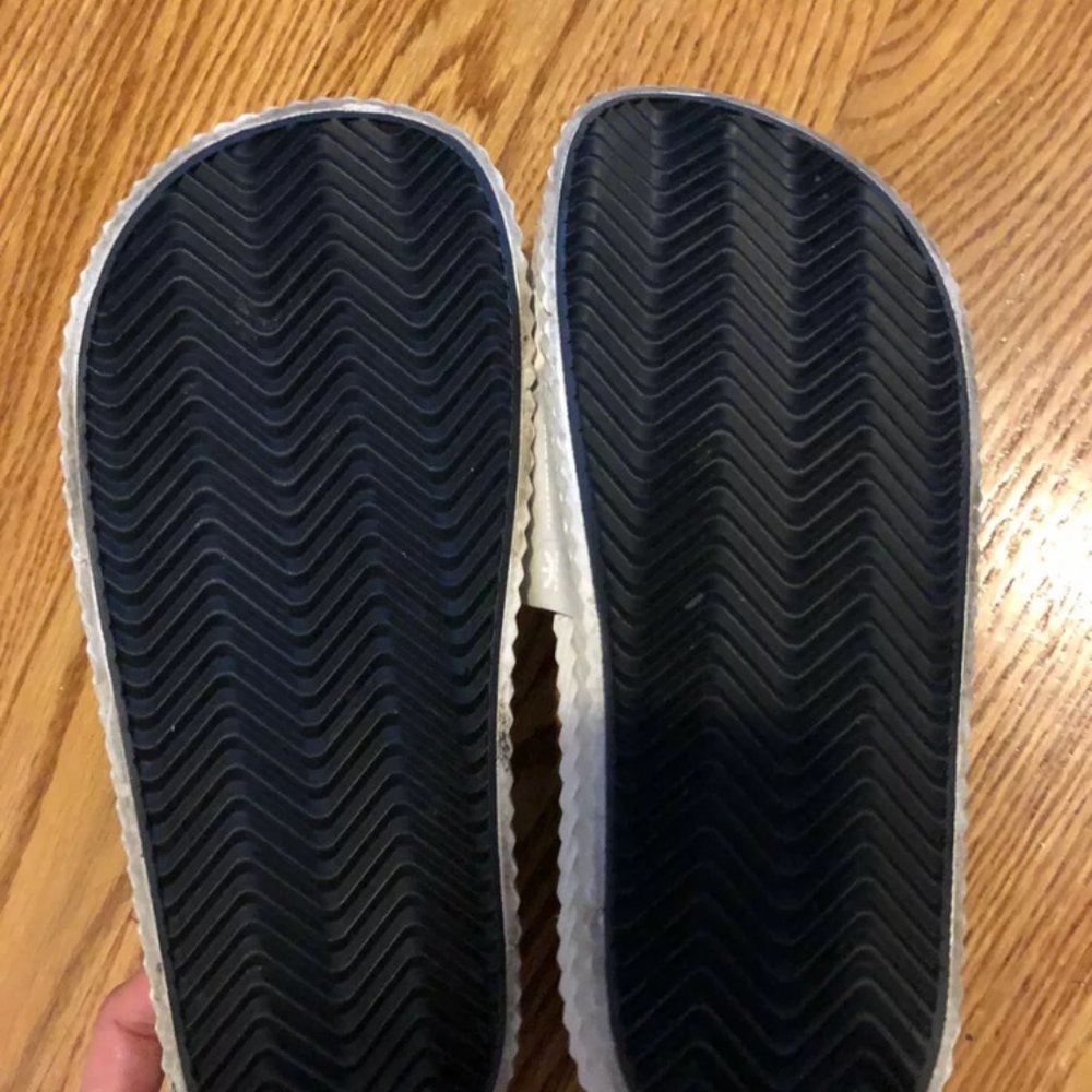 adidas adilette Slides Alexander Wang Size 7.5 Women's with Bag. - Picture 3 of 5